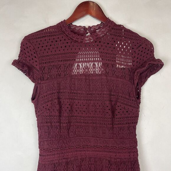 FOXIEDOX Burgundy Wine Lace Keyhole Back Stretch Ruffle Dress Women's Size S NEW - Picture 3 of 11